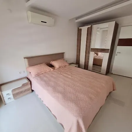 Best Home - Kleopatra Apartment *