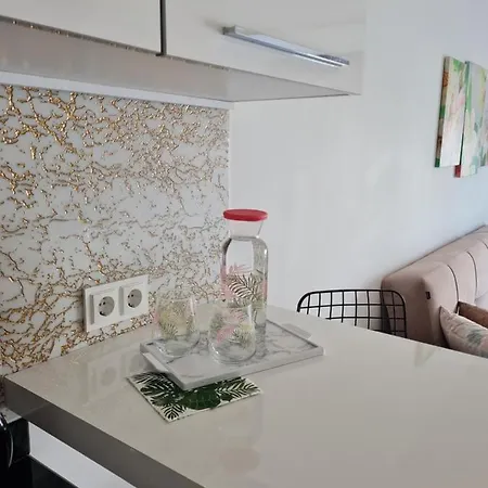 Best Home - Kleopatra Apartment