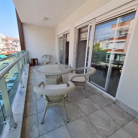 Best Home - Kleopatra Apartment *