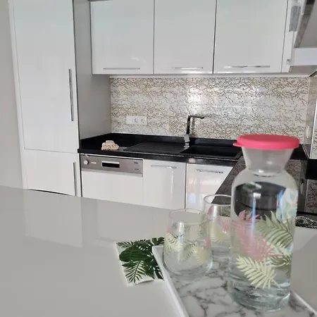 Best Home - Kleopatra Апартаменты